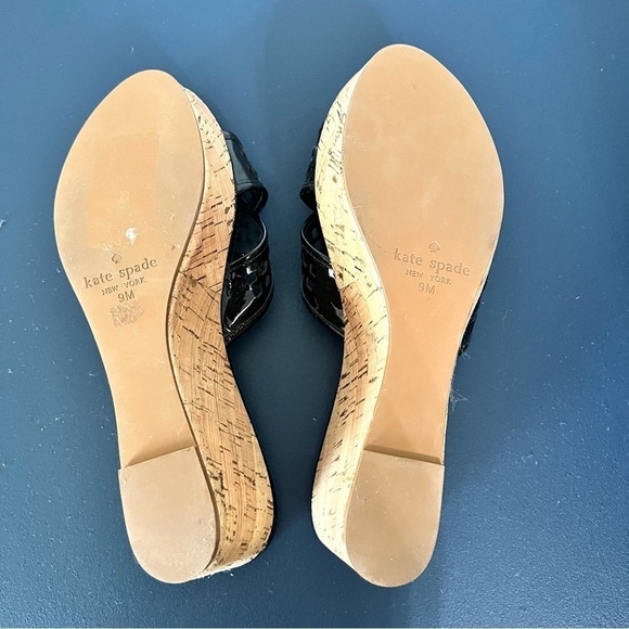 Kate Spade Tawny Black Patent Leather Natural Cork Peep Toe Wedge Sandals Size 9 - Picture 14 of 16